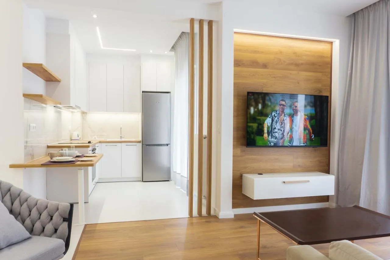 Apartment New Modern Style Home Next To The Train Station Thessaloniki