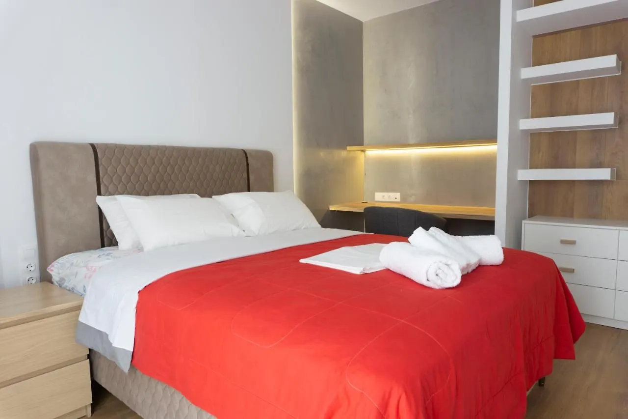 New Modern Style Home Next To The Train Station Thessaloniki Apartment
