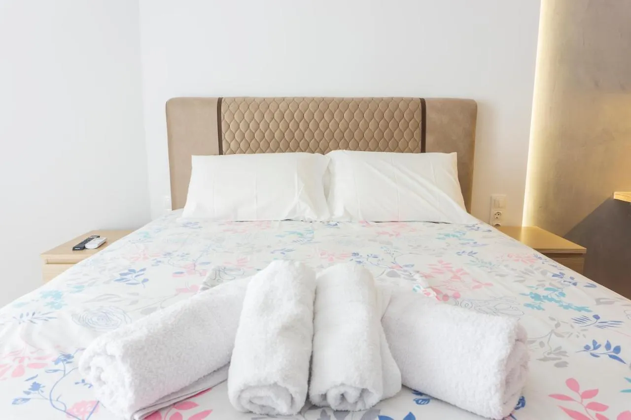 Apartment New Modern Style Home Next To The Train Station Thessaloniki Greece